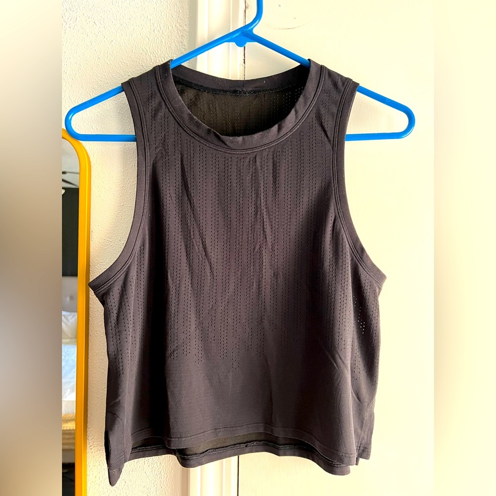 Lululemon TRAIN TO BE TANK